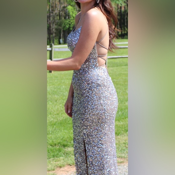 SCALA prom dress worn once size 6 - Picture 2 of 5